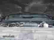 2015 Chevrolet Silverado 2500HD LT z VIN 1GC1KVEG0FF131663, wystawiony jako IAAI lot #42117911 z przebiegiem 144 511 mil mil oraz . Historia ofert i sprzedaży dostępna na DreamBid. Obrazek 10.