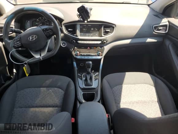 2019 Hyundai Ioniq Blue с VIN KMHC65LC6KU179392, выставлен на аукционе Copart как лот 70113275 с пробегом 149 574 миль миль и Списание • Salvage title. История ставок и продаж доступна на DreamBid. Изображение 8.