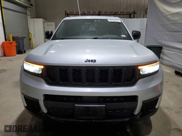 2021 Jeep Grand Cherokee Altitude with VIN 1C4RJKAG3M8179959, listed as a Copart auction lot 69784555 with 81,281 mi miles and Salvage title. Bid and sale history available at DreamBid. Image 5.