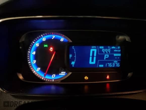 2015 Chevrolet Trax LS z VIN KL7CJPSB8FB094074, wystawiony jako Copart lot #90316275 z przebiegiem 176 376 mil mil oraz Czysty tytuł • Clean title. Historia ofert i sprzedaży dostępna na DreamBid. Obrazek 9.