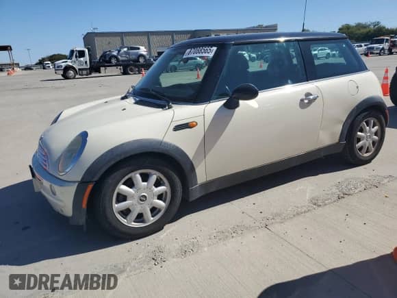 2004 MINI Hardtop с VIN WMWRC33494TJ59809, выставлен на аукционе Copart как лот 87088565 с пробегом 184 742 миль миль и Списание • Salvage title. История ставок и продаж доступна на DreamBid. Изображение 1.