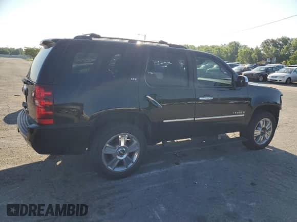 2009 Chevrolet Tahoe LTZ с VIN 1GNFK330X9R159075, выставлен на аукционе Copart как лот 65344575 с пробегом 231 655 миль миль и Списание • Salvage title. История ставок и продаж доступна на DreamBid. Изображение 3.