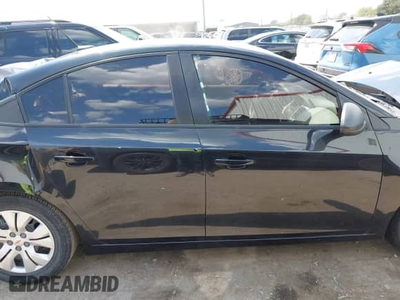 2014 Chevrolet Cruze LS with VIN 1G1PA5SH5E7449175, listed as a IAAI auction lot 43255812 with 93,616 mi miles and . Bid and sale history available at DreamBid. Image 14.