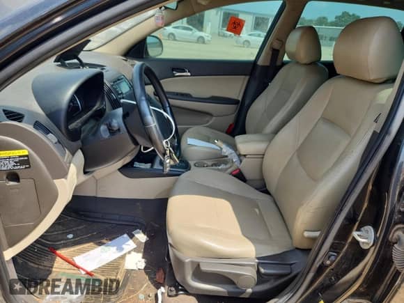 2009 Hyundai Elantra Touring с VIN KMHDC86E29U037384, выставлен на аукционе Copart как лот 69147755 с пробегом Не указан миль и Чистый • Clean title. История ставок и продаж доступна на DreamBid. Изображение 7.