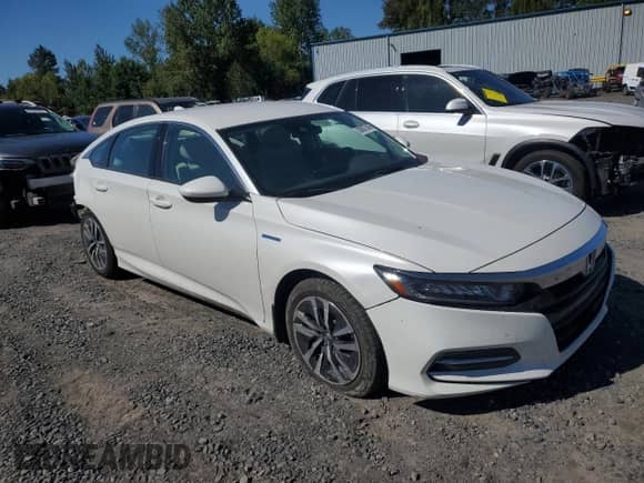 2018 Honda Accord with VIN 1HGCV3F19JA012502, listed as a Copart auction lot 80907545 with 93,461 mi miles and Salvage title. Bid and sale history available at DreamBid. Image 4.