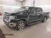 2017 Toyota Tundra Platinum с VIN 5TFAY5F12HX655824, выставлен на аукционе IAAI как лот 42902032 с пробегом 116 161 миль миль и . История ставок и продаж доступна на DreamBid. Изображение 2.