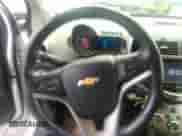 2015 Chevrolet Sonic LTZ с VIN 1G1JE5SB5F4111641, выставлен на аукционе IAAI как лот 42911215 с пробегом 105 357 миль миль и . История ставок и продаж доступна на DreamBid. Изображение 6.