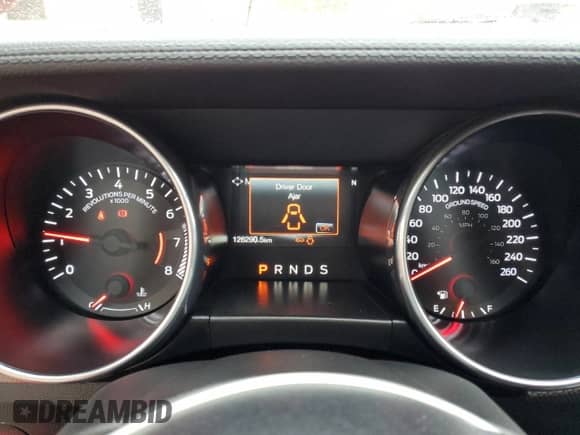 2018 Ford Mustang EcoBoost Premium с VIN 1FATP8UH9J5164395, выставлен на аукционе Copart как лот 86144655 с пробегом 126 290 миль миль и Списание • Salvage title. История ставок и продаж доступна на DreamBid. Изображение 9.