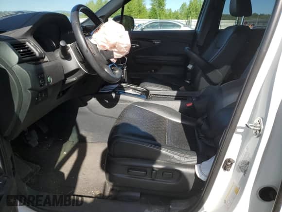 2020 Honda Passport Touring с VIN 5FNYF8H96LB008631, выставлен на аукционе Copart как лот 55956615 с пробегом 87 286 миль миль и Списание • Salvage title. История ставок и продаж доступна на DreamBid. Изображение 7.