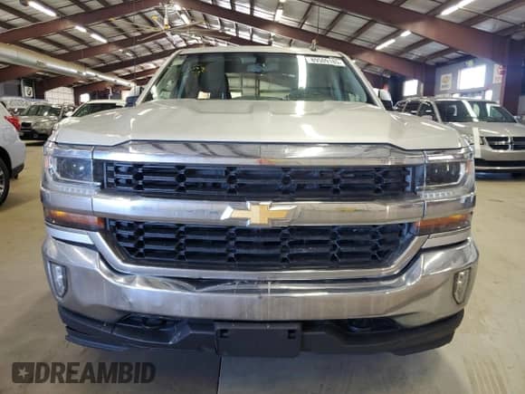 2019 Chevrolet Silverado 1500 LT with VIN 2GCVKPEC3K1123407, listed as a Copart auction lot 89509185 with 192,193 mi miles and Clean title. Bid and sale history available at DreamBid. Image 5.