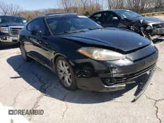 2008 Hyundai Tiburon GS с VIN KMHHM66D38U265788, выставлен на аукционе Copart как лот 48551184 с пробегом 166 754 миль миль и Списание • Salvage title. История ставок и продаж доступна на DreamBid. Изображение 4.
