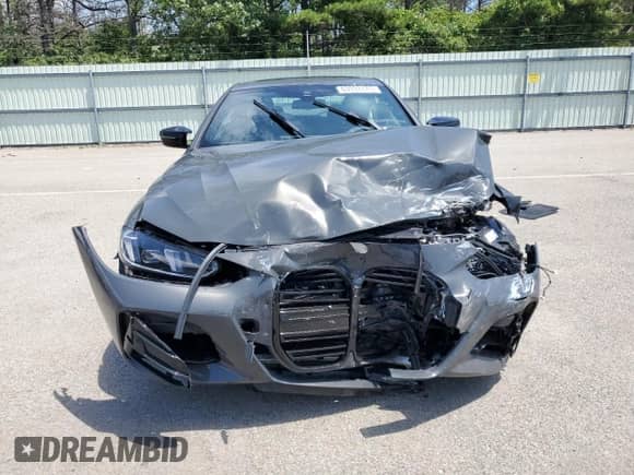 2025 BMW 4 Series M440i xDrive z VIN WBA83DA09SCU54018, wystawiony jako Copart lot #63933175 z przebiegiem 2 663 mil mil oraz Szkoda całkowita • Salvage title. Historia ofert i sprzedaży dostępna na DreamBid. Obrazek 5.