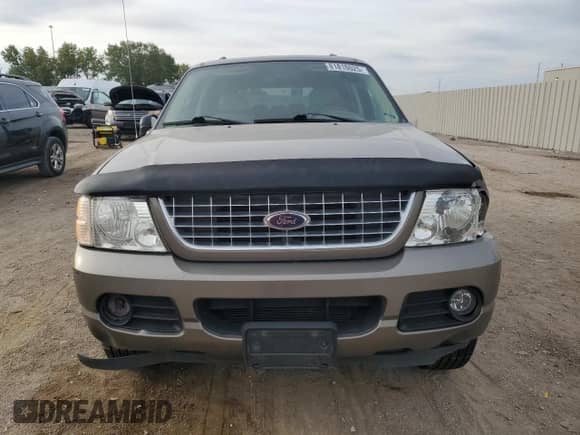 2004 Ford Explorer XLT with VIN 1FMZU73KX4ZA84424, listed as a Copart auction lot 81810025 with 175,961 mi miles and Salvage title. Bid and sale history available at DreamBid. Image 5.