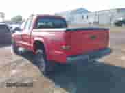 2004 Dodge Dakota Sport z VIN 1D7HG38K24S522621, wystawiony jako IAAI lot #42940104 z przebiegiem 197 418 mil mil oraz . Historia ofert i sprzedaży dostępna na DreamBid. Obrazek 3.
