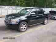 2008 Chevrolet Avalanche LTZ с VIN 3GNFK12308G293527, выставлен на аукционе IAAI как лот 42857382 с пробегом 294 287 миль миль и . История ставок и продаж доступна на DreamBid. Изображение 2.