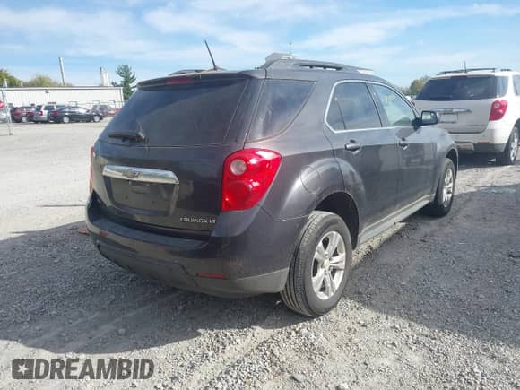 2014 Chevrolet Equinox LT z VIN 2GNFLFEK8E6376031, wystawiony jako IAAI lot #43499389 z przebiegiem 130 390 mil mil oraz . Historia ofert i sprzedaży dostępna na DreamBid. Obrazek 4.