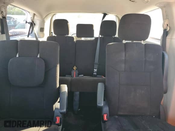 2012 Dodge Grand Caravan SE z VIN 2C4RDGBG4CR272320, wystawiony jako Copart lot #81276385 z przebiegiem 147 325 mil mil oraz Szkoda całkowita • Salvage title. Historia ofert i sprzedaży dostępna na DreamBid. Obrazek 10.