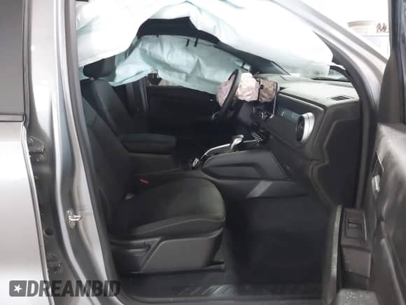 2023 Chevrolet Colorado 2WD LT с VIN 1GCPSCEK1P1162678, выставлен на аукционе IAAI как лот 42464077 с пробегом 11 118 миль миль и . История ставок и продаж доступна на DreamBid. Изображение 5.