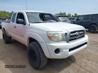 2009 Toyota Tacoma z VIN 5TEUX42N89Z650480, wystawiony jako IAAI lot #42009673 z przebiegiem 186 266 mil mil oraz . Historia ofert i sprzedaży dostępna na DreamBid. Obrazek 1.