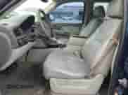 2007 Chevrolet Tahoe LTZ z VIN 1GNFK13037R139008, wystawiony jako Copart lot #70338965 z przebiegiem 236 716 mil mil oraz Szkoda całkowita • Salvage title. Historia ofert i sprzedaży dostępna na DreamBid. Obrazek 7.