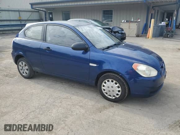 2007 Hyundai Accent GS с VIN KMHCM36C67U002872, выставлен на аукционе Copart как лот 67707265 с пробегом 114 995 миль миль и Списание • Salvage title. История ставок и продаж доступна на DreamBid. Изображение 4.