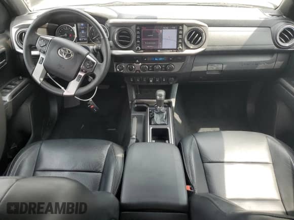 2021 Toyota Tacoma Limited with VIN 3TYGZ5AN8MT017633, listed as a Copart auction lot 60563795 with 38,017 mi miles and Salvage title. Bid and sale history available at DreamBid. Image 8.