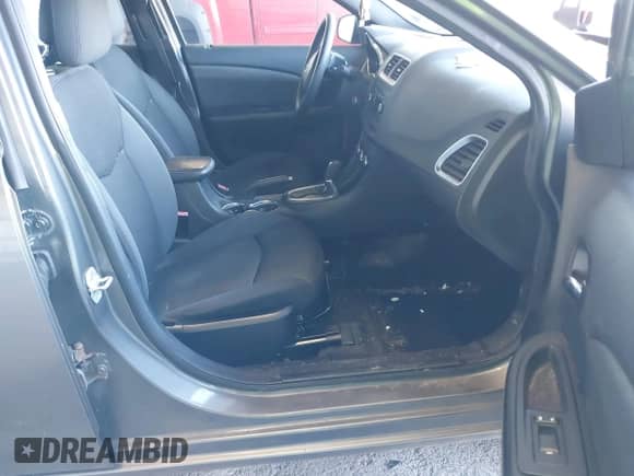 2012 Dodge Avenger SE с VIN 1C3CDZAB4CN285867, выставлен на аукционе IAAI как лот 43490132 с пробегом 145 232 миль миль и . История ставок и продаж доступна на DreamBid. Изображение 5.