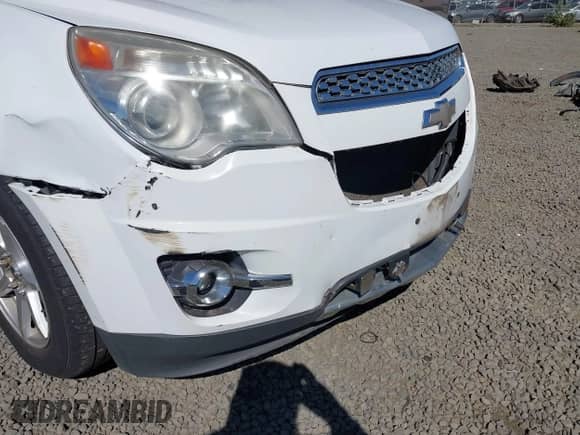 2012 Chevrolet Equinox LTZ z VIN 2GNFLGE5XC6108000, wystawiony jako IAAI lot #43306516 z przebiegiem 196 183 mil mil oraz . Historia ofert i sprzedaży dostępna na DreamBid. Obrazek 15.
