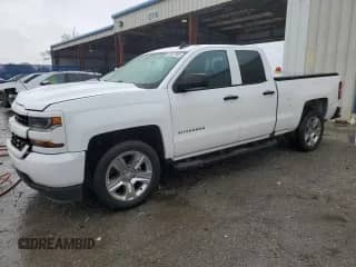 2018 Chevrolet Silverado 1500 Custom с VIN 1GCRCPEH7JZ204216, выставлен на аукционе Copart как лот 41927585 с пробегом 85 208 миль миль и Списание • Salvage title. История ставок и продаж доступна на DreamBid. Изображение 1.