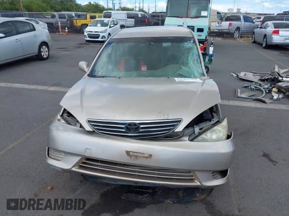 2005 Toyota Camry LE with VIN JTDBF30K150158395, listed as a IAAI auction lot 42998789 with Not provided miles and . Bid and sale history available at DreamBid. Image 12.