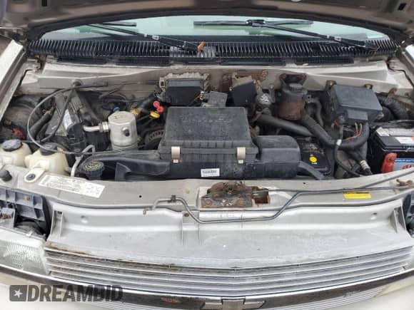 2004 Chevrolet Astro с VIN 1GNEL19X44B105418, выставлен на аукционе Copart как лот 86612645 с пробегом 84 111 миль миль и Чистый • Clean title. История ставок и продаж доступна на DreamBid. Изображение 12.