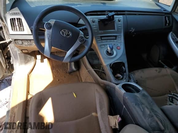 2013 Toyota Prius Three с VIN JTDKN3DU5D5620537, выставлен на аукционе Copart как лот 82212505 с пробегом Не указан миль и Списание • Salvage title. История ставок и продаж доступна на DreamBid. Изображение 8.