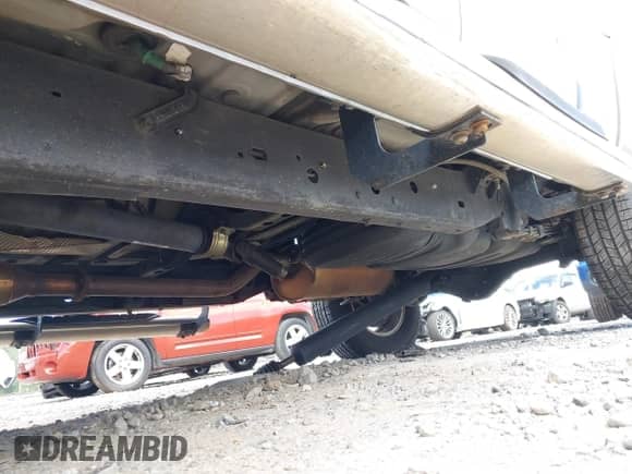 2015 Toyota Tacoma PreRunner z VIN 5TFTX4GN6FX050905, wystawiony jako IAAI lot #42189698 z przebiegiem 115 728 mil mil oraz . Historia ofert i sprzedaży dostępna na DreamBid. Obrazek 17.