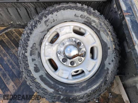 2024 Chevrolet Silverado 2500HD Work Truck with VIN 1GC4YLE7XRF213128, listed as a Copart auction lot 45315435 with 15,829 mi miles and Salvage title. Bid and sale history available at DreamBid. Image 12.