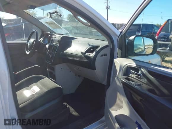 2017 Dodge Grand Caravan SE Plus with VIN 2C4RDGBGXHR854381, listed as a IAAI auction lot 43480263 with 101,923 mi miles and . Bid and sale history available at DreamBid. Image 5.