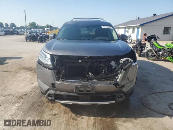 2022 Nissan Pathfinder Platinum with VIN 5N1DR3DK4NC203088, listed as a Copart auction lot 62138235 with 73,283 mi miles and Salvage title. Bid and sale history available at DreamBid. Image 5.