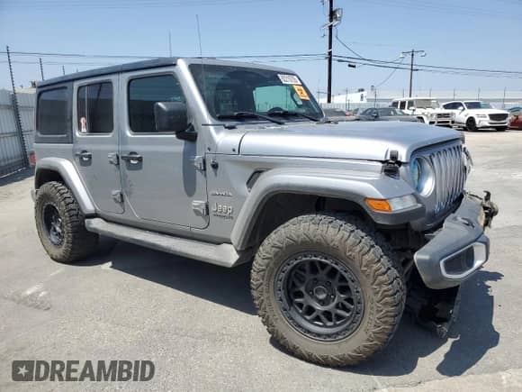 2021 Jeep Wrangler Unlimited Sahara z VIN 1C4HJXEN3MW592171, wystawiony jako Copart lot #62216705 z przebiegiem 85 257 mil mil oraz Szkoda całkowita • Salvage title. Historia ofert i sprzedaży dostępna na DreamBid. Obrazek 4.