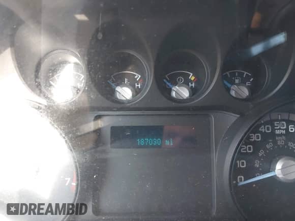 2012 Ford F-250 XL с VIN 1FT7W2B61CEA52982, выставлен на аукционе IAAI как лот 43322231 с пробегом 187 030 миль миль и . История ставок и продаж доступна на DreamBid. Изображение 7.