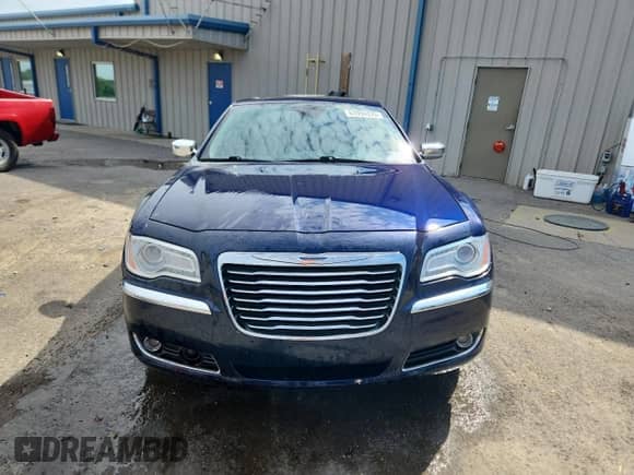 2014 Chrysler 300 C с VIN 2C3CCAEG8EH238122, выставлен на аукционе Copart как лот 68257755 с пробегом 158 182 миль миль и Чистый • Clean title. История ставок и продаж доступна на DreamBid. Изображение 5.