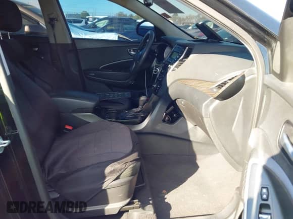 2013 Hyundai Santa Fe GLS with VIN KM8SM4HF8DU011531, listed as a IAAI auction lot 43407261 with 201,852 mi miles and . Bid and sale history available at DreamBid. Image 5.