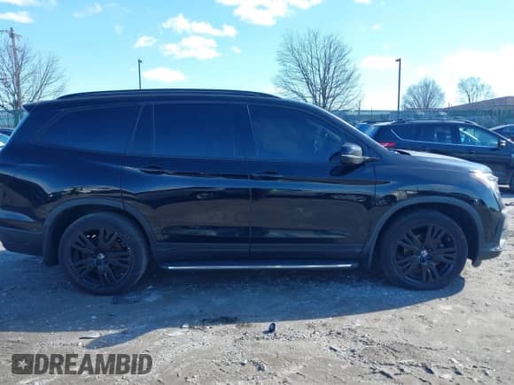 2021 Honda Pilot Black Edition z VIN 5FNYF6H7XMB031978, wystawiony jako IAAI lot #41588542 z przebiegiem 36 797 mil mil oraz . Historia ofert i sprzedaży dostępna na DreamBid. Obrazek 12.