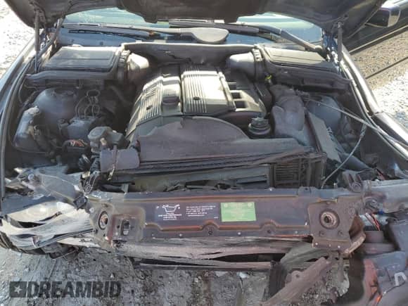 2001 BMW 5 Series 530i с VIN WBADT63441CF13875, выставлен на аукционе Copart как лот 51826235 с пробегом Не указан миль и Списание • Salvage title. История ставок и продаж доступна на DreamBid. Изображение 12.