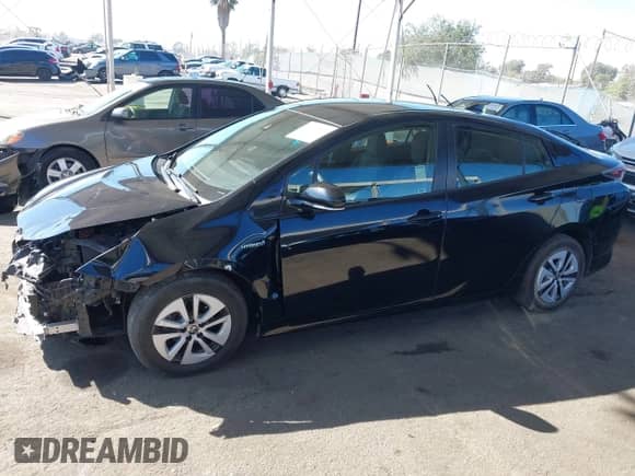 2018 Toyota Prius Two z VIN JTDKBRFU7J3072573, wystawiony jako IAAI lot #43402083 z przebiegiem 73 758 mil mil oraz . Historia ofert i sprzedaży dostępna na DreamBid. Obrazek 15.