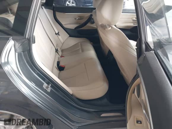 2016 BMW 4 Series 428i xDrive с VIN WBA4C9C58GG140641, выставлен на аукционе IAAI как лот 42660510 с пробегом 194 224 миль миль и . История ставок и продаж доступна на DreamBid. Изображение 8.