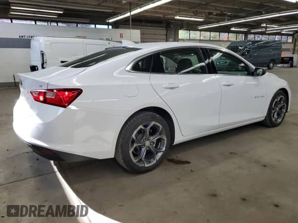 2024 Chevrolet Malibu LT with VIN 1G1ZD5ST9RF234527, listed as a Copart auction lot 90009035 with 35,229 mi miles and Clean title. Bid and sale history available at DreamBid. Image 3.