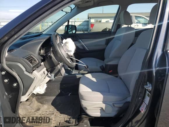 2016 Subaru Forester 2.5i z VIN JF2SJABC6GH556409, wystawiony jako Copart lot #81441775 z przebiegiem 84 122 mil mil oraz Szkoda całkowita • Salvage title. Historia ofert i sprzedaży dostępna na DreamBid. Obrazek 7.