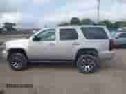 2007 Chevrolet Tahoe LT с VIN 1GNFK13027J150676, выставлен на аукционе IAAI как лот 43310232 с пробегом Не указан миль и . История ставок и продаж доступна на DreamBid. Изображение 14.