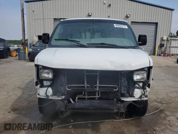 2014 Chevrolet Express Cargo с VIN 1GCWGFCA4E1139093, выставлен на аукционе Copart как лот 80066315 с пробегом 141 431 миль миль и Списание • Salvage title. История ставок и продаж доступна на DreamBid. Изображение 5.