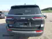 2025 Jeep Grand Cherokee Altitude X z VIN 1C4RJKAG5S8665167, wystawiony jako IAAI lot #42129942 z przebiegiem 812 mil mil oraz . Historia ofert i sprzedaży dostępna na DreamBid. Obrazek 16.
