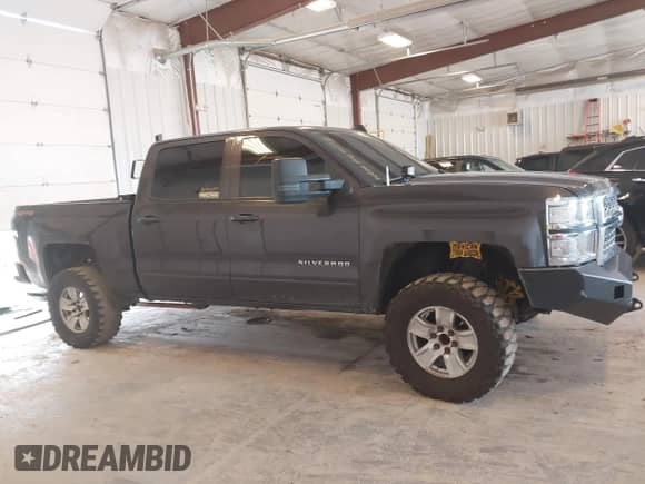 2015 Chevrolet Silverado 1500 LT with VIN 3GCUKREC1FG370445, listed as a IAAI auction lot 42789096 with 138,602 mi miles and . Bid and sale history available at DreamBid. Image 13.